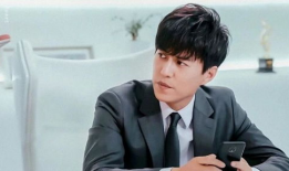 靳东 电视剧,演绎时代变迁，诠释人生百态